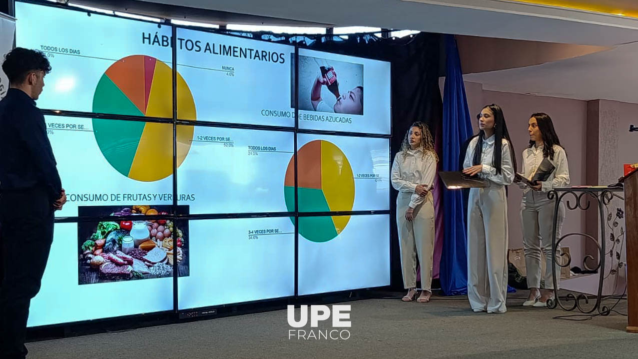 Odontología realizó presentación de casos clínicos en la cátedra de Periodoncia